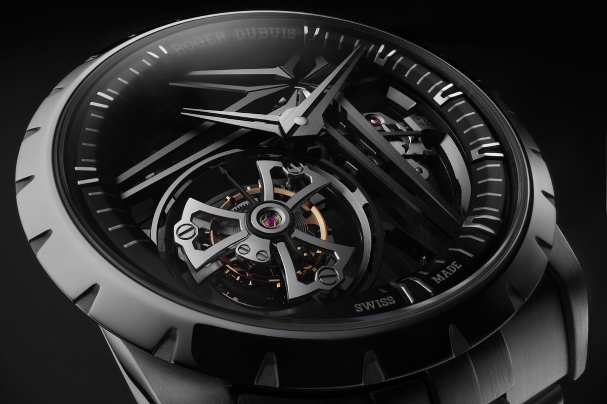 Roger Dubuis Excalibur Titanium Monotourbillon: Bold and Versatile